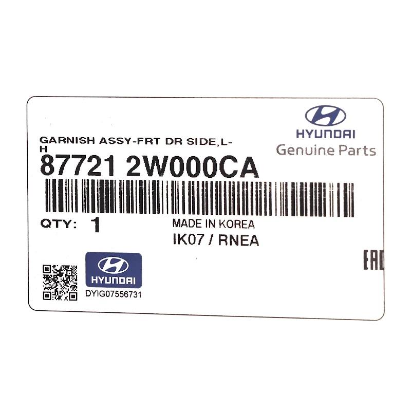 Front HYUNDAI - 877212W000CA - ZIERLEISTE-TURE V.L.