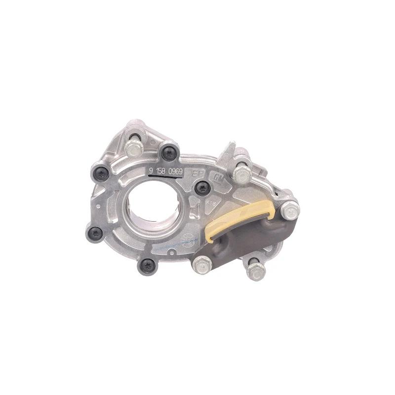 Front SUZUKI - OLIEPOMP - 1610078J01